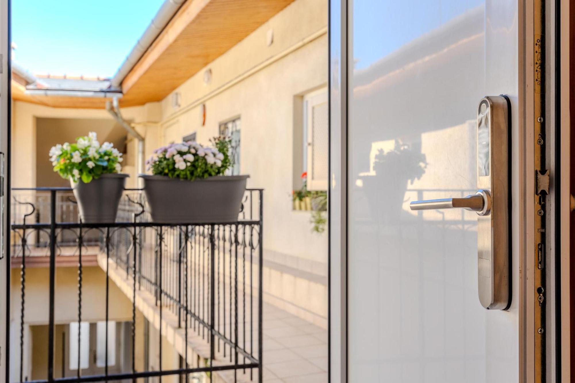 Cozy Flat In The Heart Of Buda 부다페스트 외부 사진